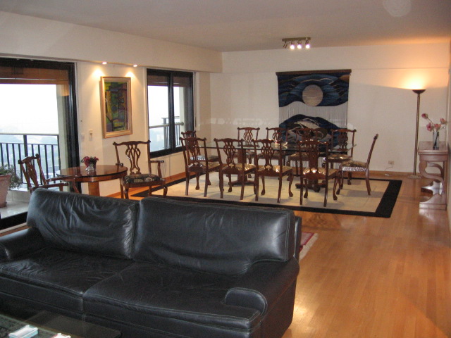 Apartment: 230m<sup>2</sup> in Plaza San Martin, Buenos Aires